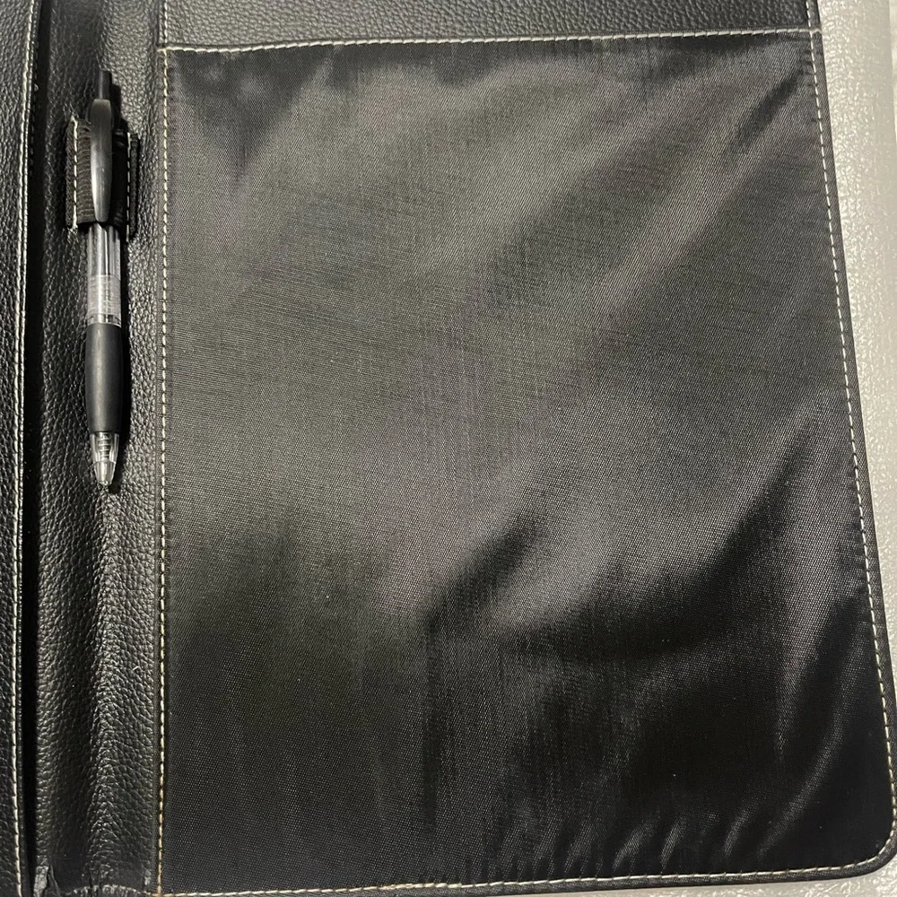 Universal Leather-Look Pad Folio – Black | Slim Business Organizer